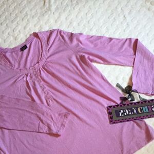 Ladies long sleeve 1/4 button front top in 2 xl